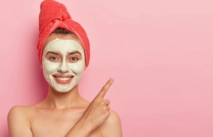 Žolelių kaukės naudojimas veido odos priežiūrai ir atjauninimui